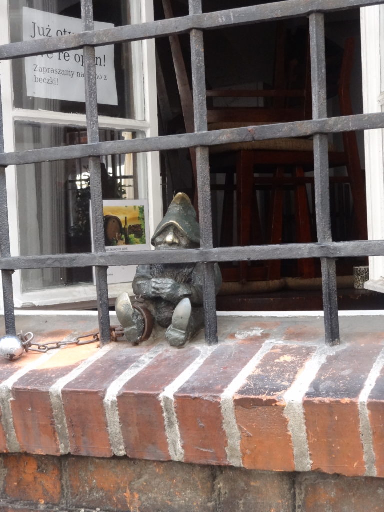 Wroclaw's Gnomes: All About the Finding Gnomes Tour in Wroclaw, Poland