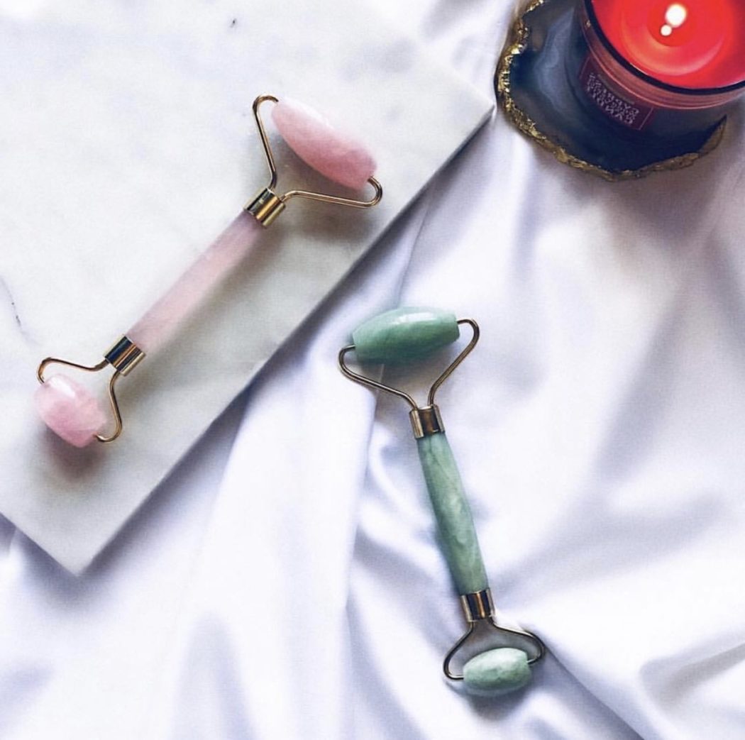 Difference Between Jade and Rose Quartz Roller | Which One to Choose?