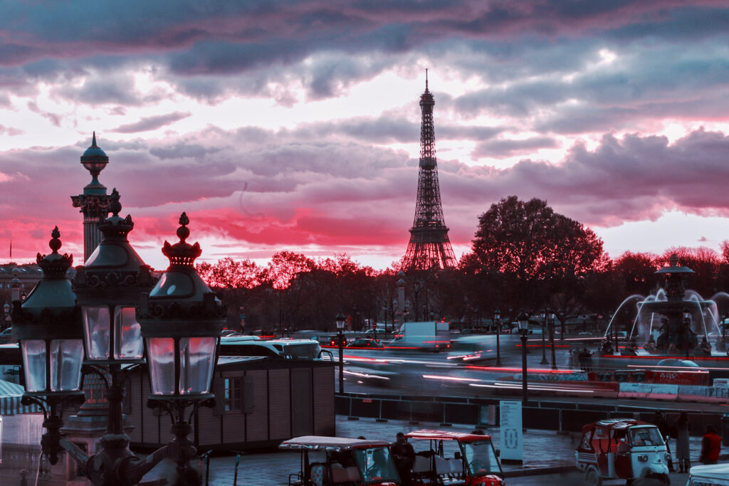 best spots to photograph Eiffel Tower